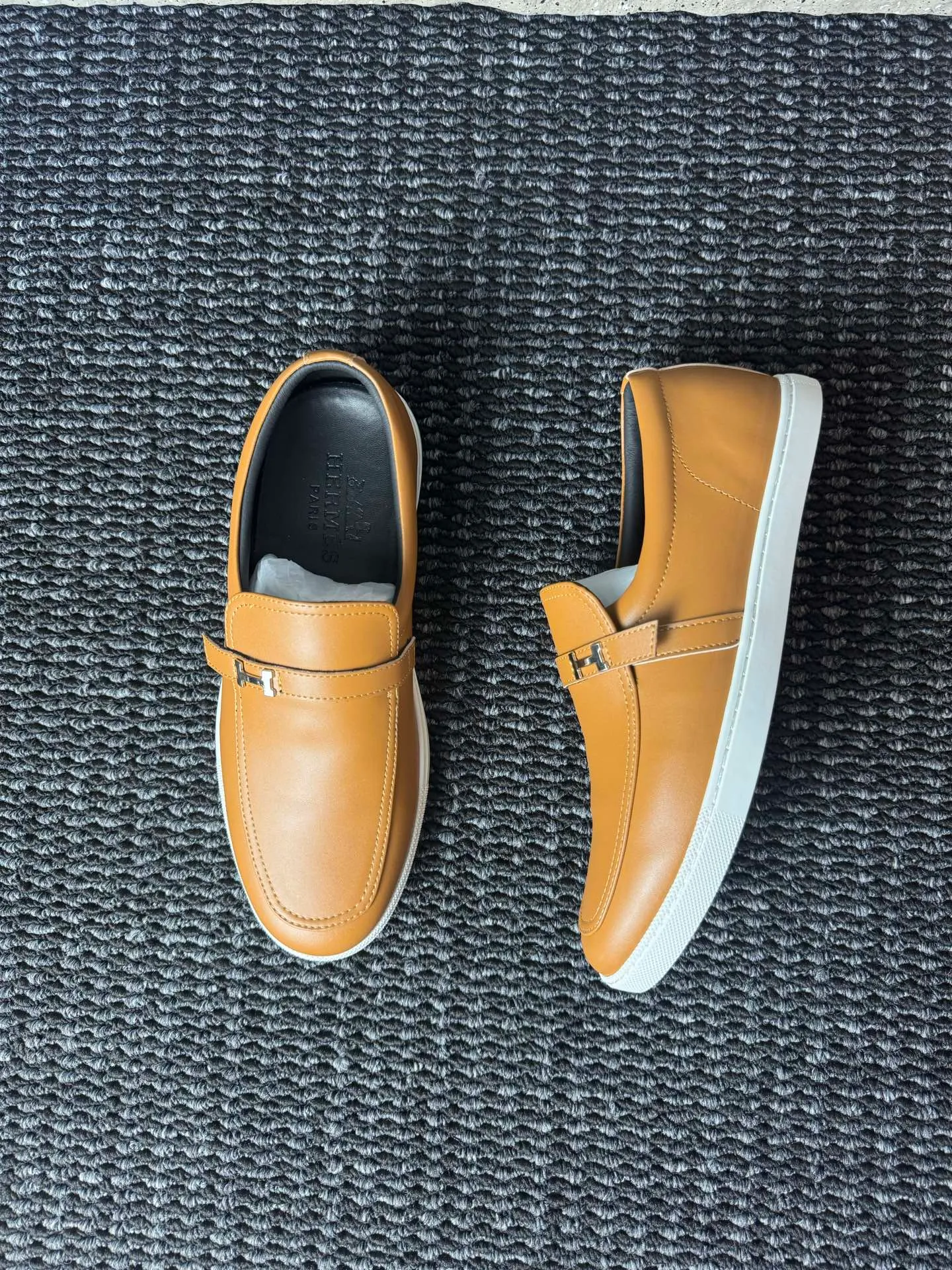 Men's men's shoes 💰440 [New style] 🪷🪷[HERMES] Hermès - High-end quality, the same style as the official website - Upper: 🔝 Nappa calfskin, with iconic H metal - Lining: water-dyed cowhide - Outsole: ultra-light TPU molded outsole - Ultra-high quality control·Fine workmanship: highlighted (high-end·luxury·grade) -Size: 38-44 (45 can be customized)·
